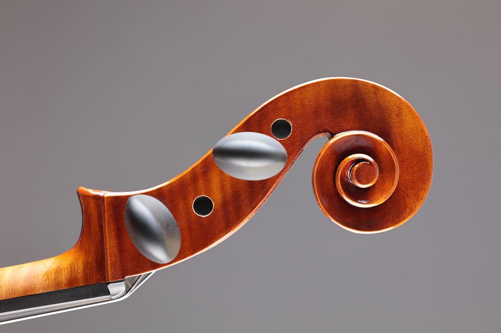 Leonhardt Rainer W. - Mittenwald Anno 2026 - Bruno d. Bär - 3/4 Cello - C-060k